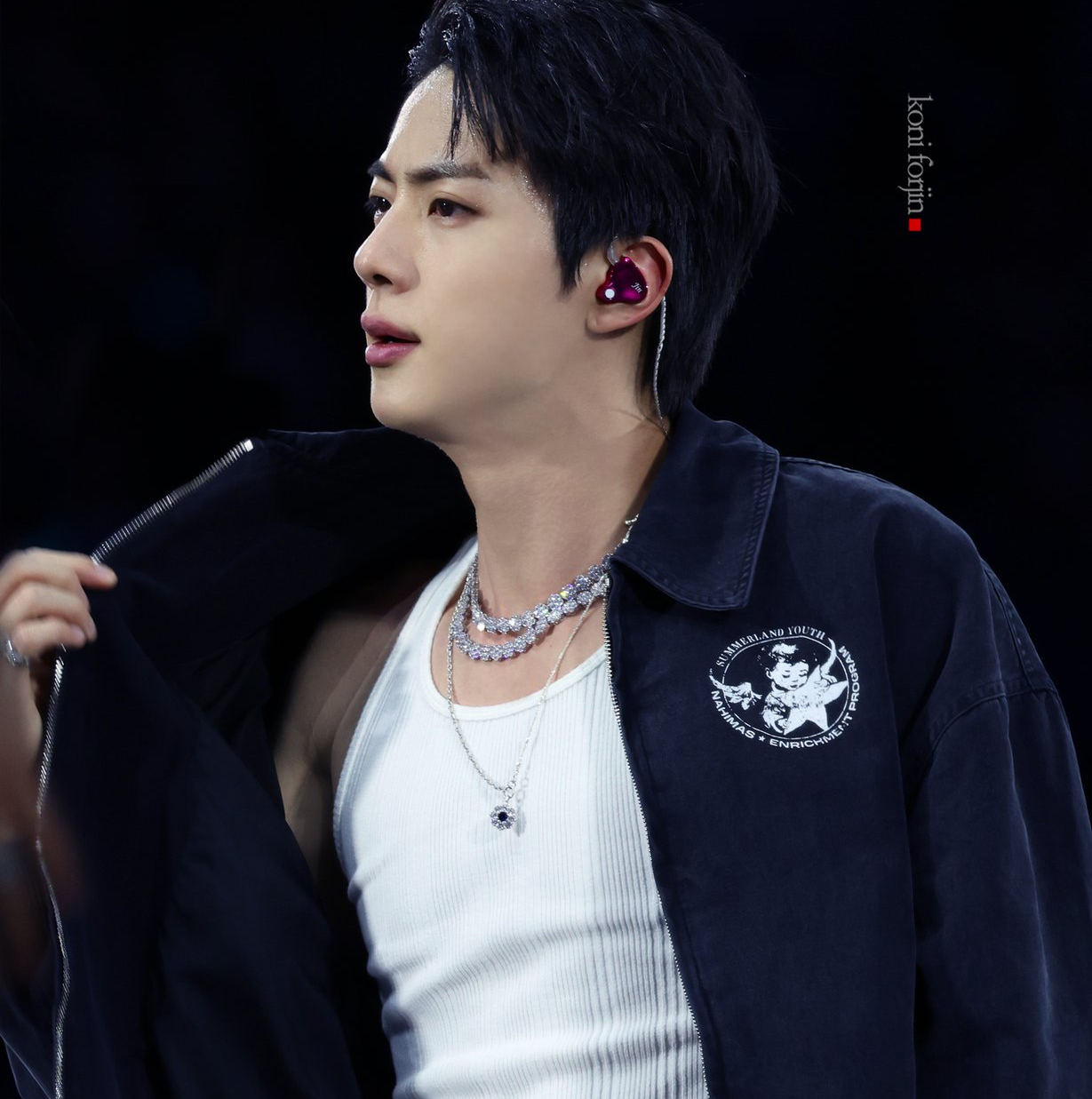 진 (방탄소년단) 최근 활동샷