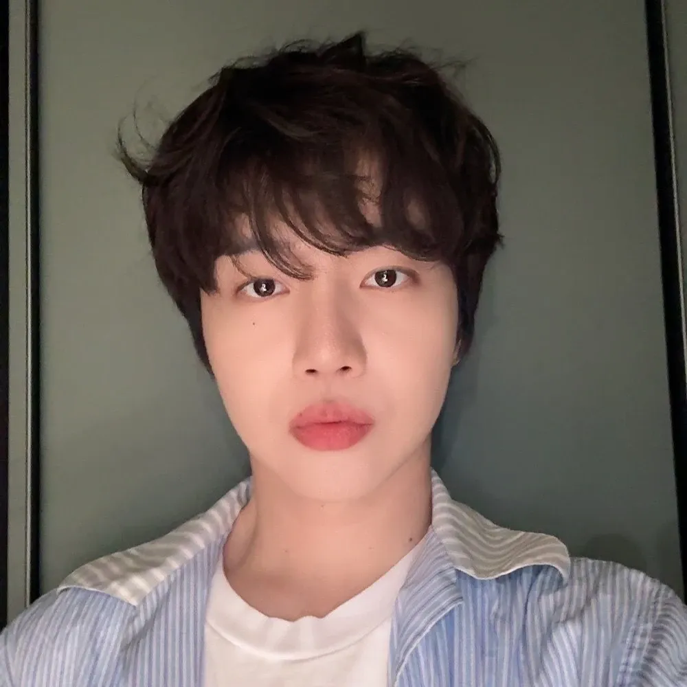 Latest photo of Jinho (PENTAGON)