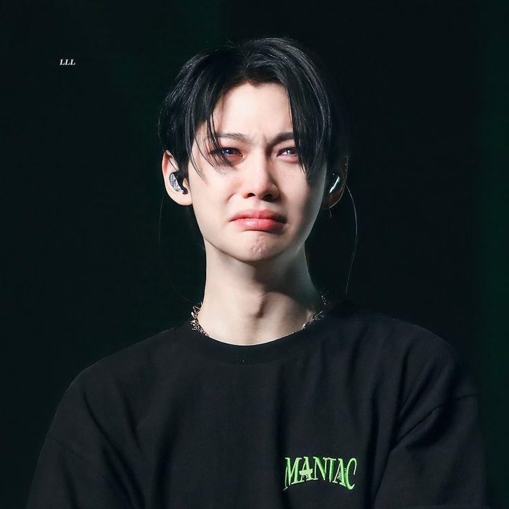 Latest photo of Felix (Stray Kids)