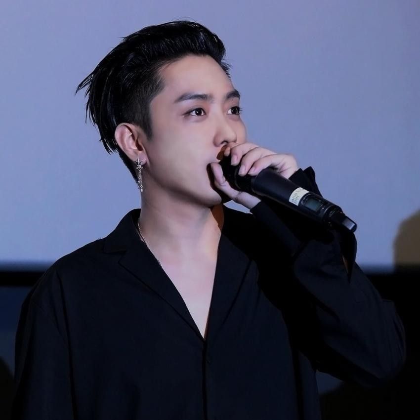 Latest photo of Eun Jiwon (SECHSKIES)