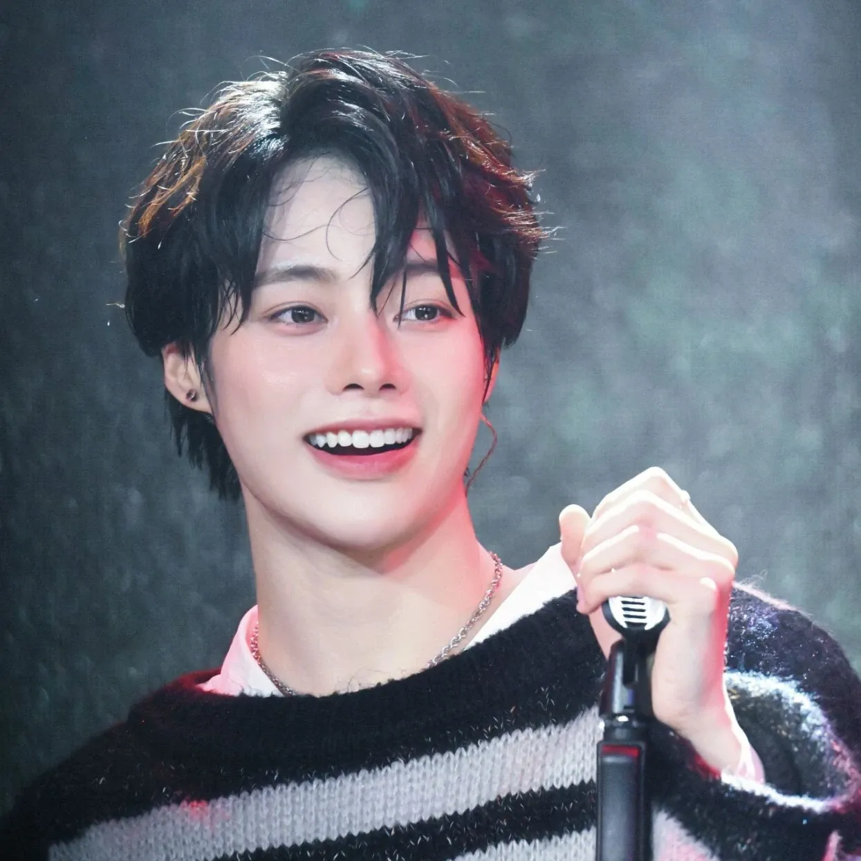 Behind-the-scenes cut of Hanbin (TEMPEST)