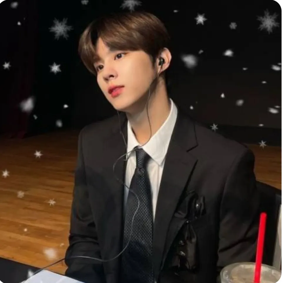 キム・ウソクの最新写真