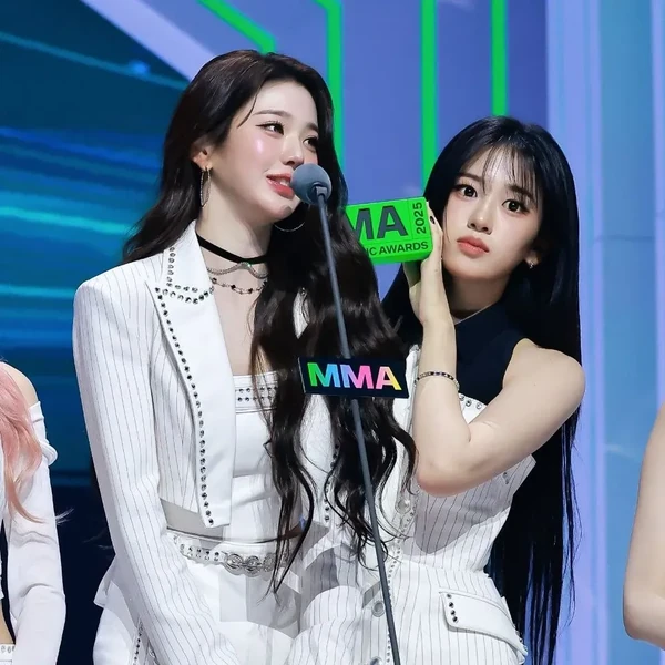 Best moment chosen by IVE fandom