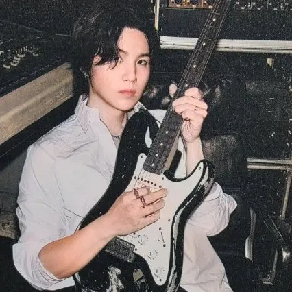 SUGA (BTS)の舞台裏ショット