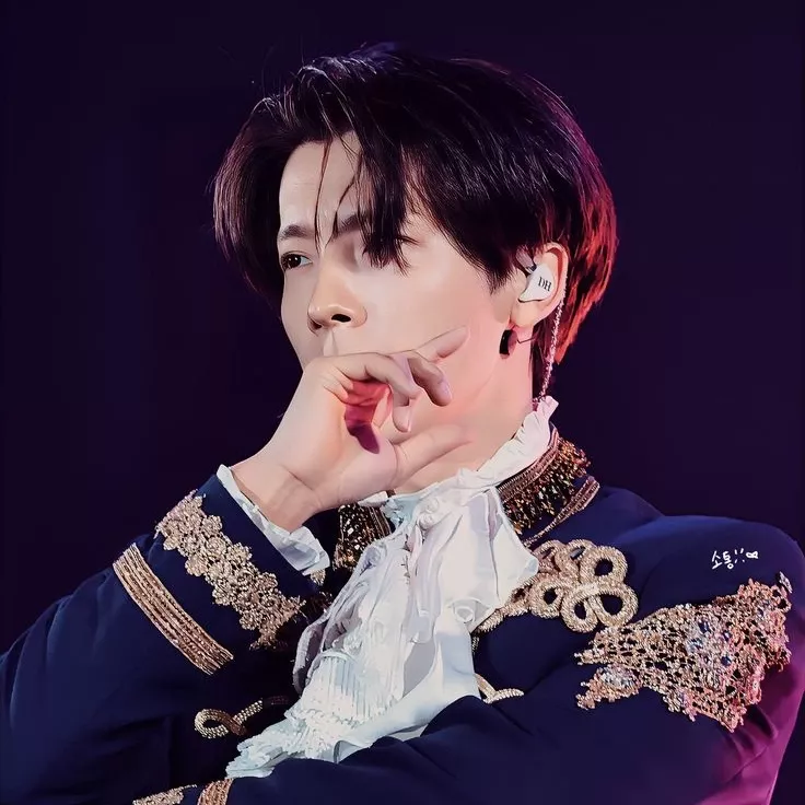 Momen yang diabadikan oleh penggemar Donghae (Super Junior)