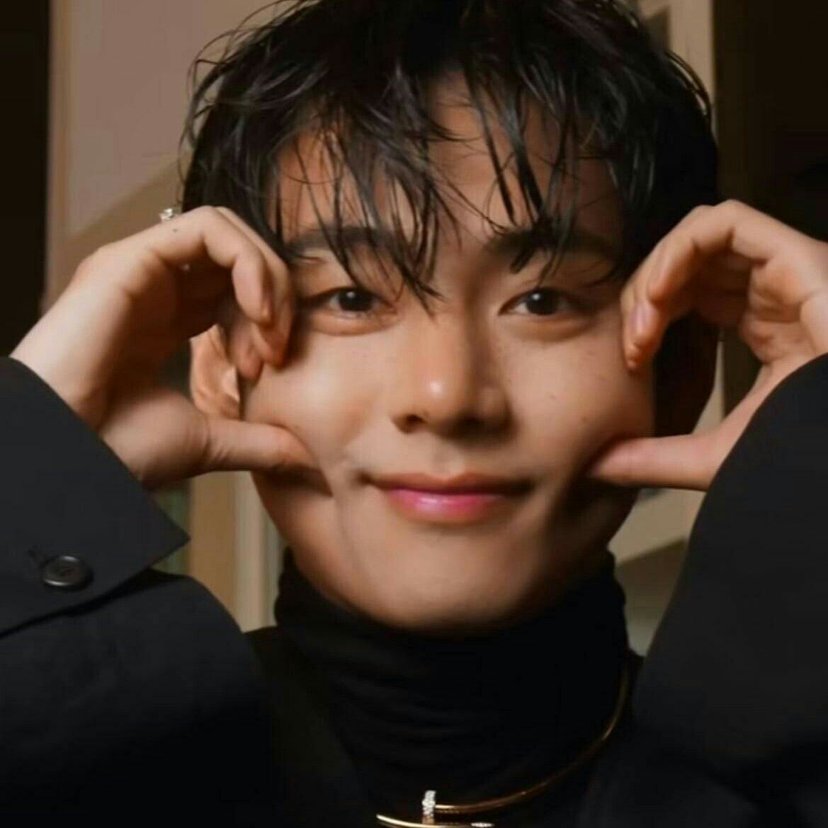 Recent activity shot of V (BTS)