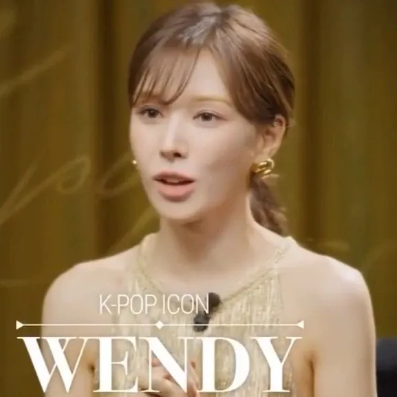 Behind-the-scenes cut of Wendy (Red Velvet)