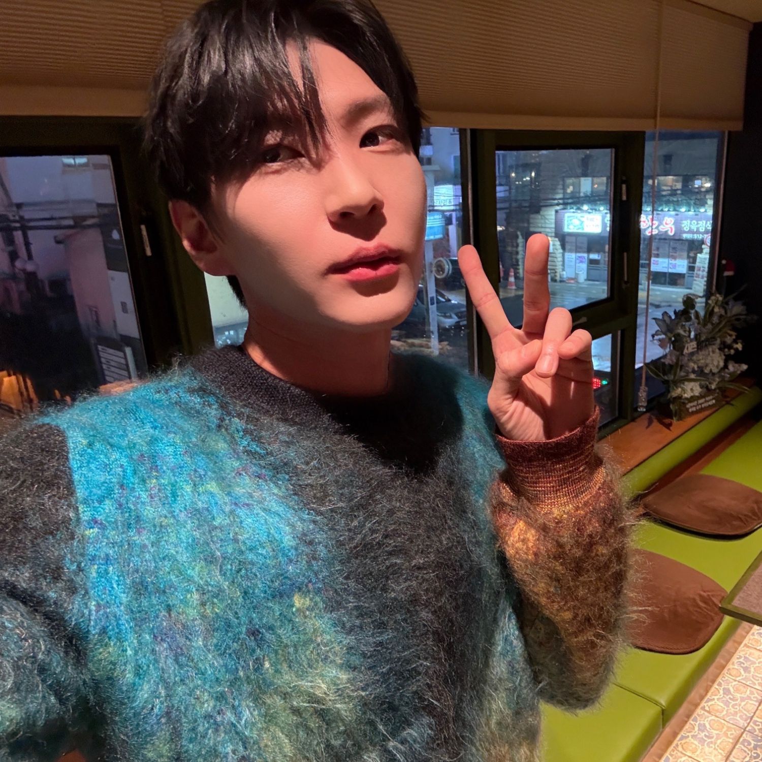 Feed komunitas K-pop terpanas hari ini