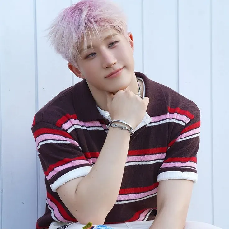 Latest photo of Jinjin (ASTRO)