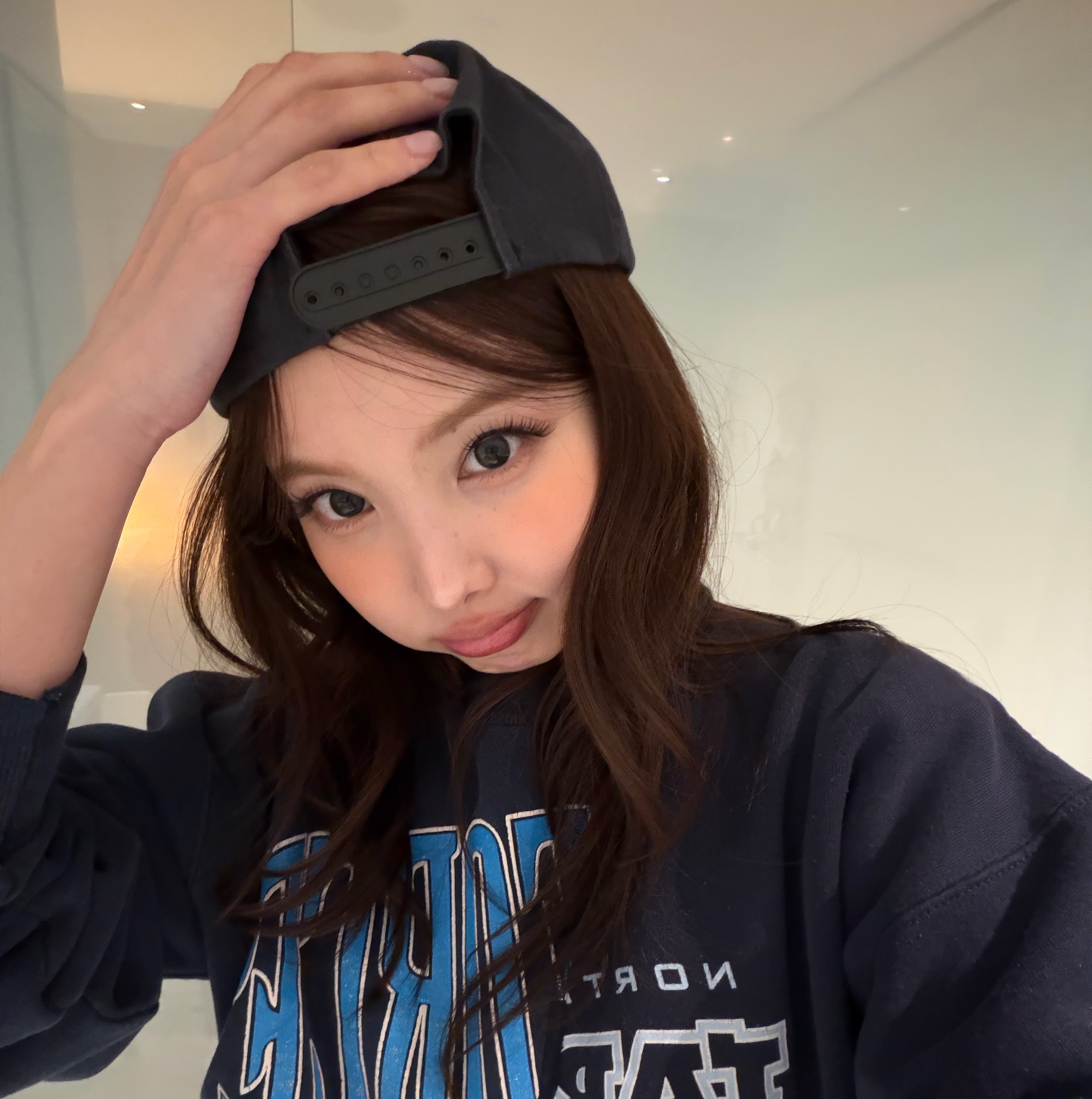 Behind-the-scenes cut of Nayeon (TWICE)