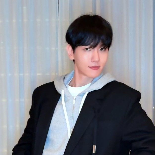 백현 (EXO) 최근 활동샷