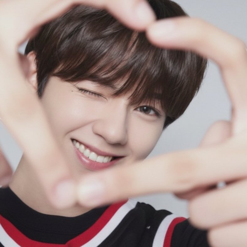 ジェイエル (AHOF)の最新写真