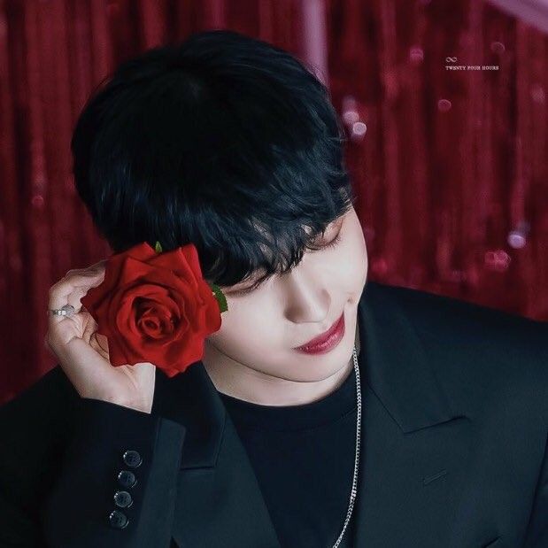 Foto aktivitas terbaru Kim Jaehwan