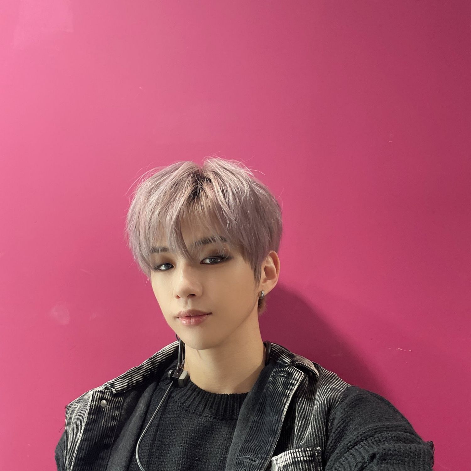 강다니엘의 비하인드 컷