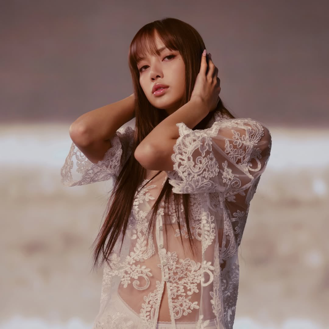 Potret di balik layar Lisa (BLACKPINK)