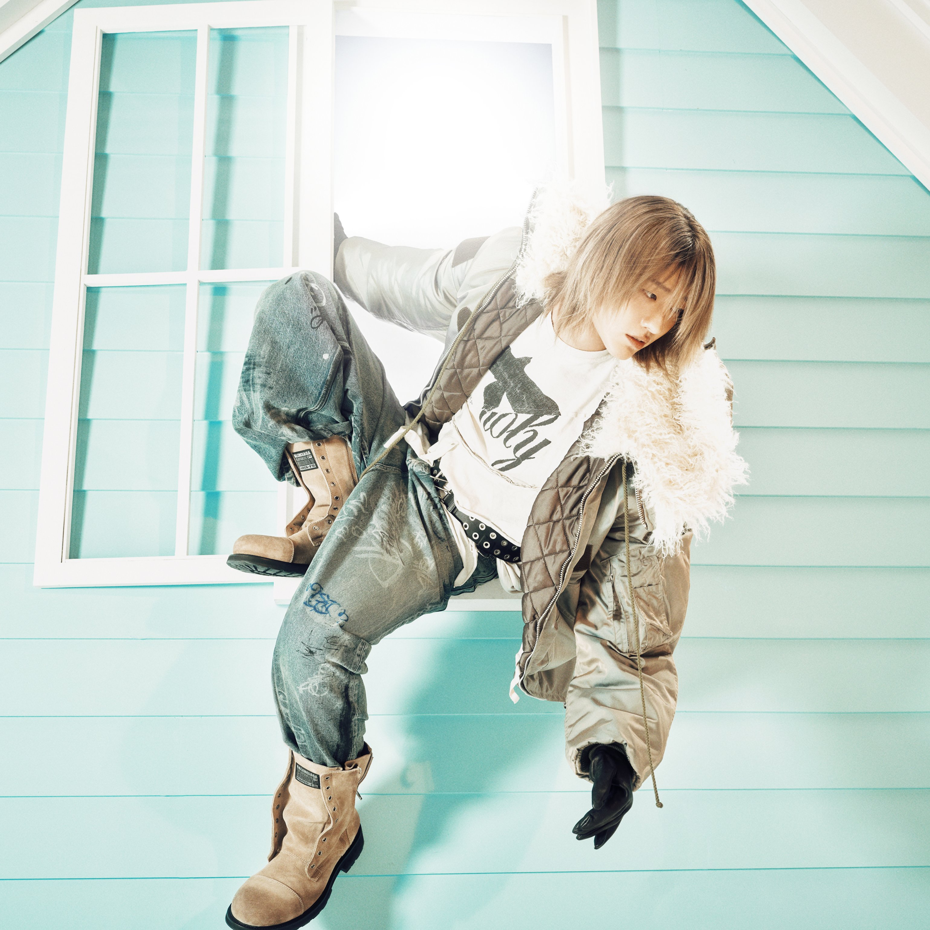 Recent activity shot of WOODZ