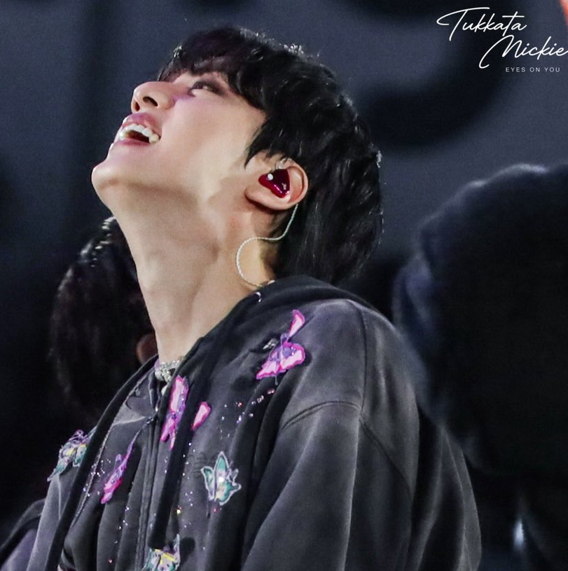 진 (방탄소년단)의 비하인드 컷