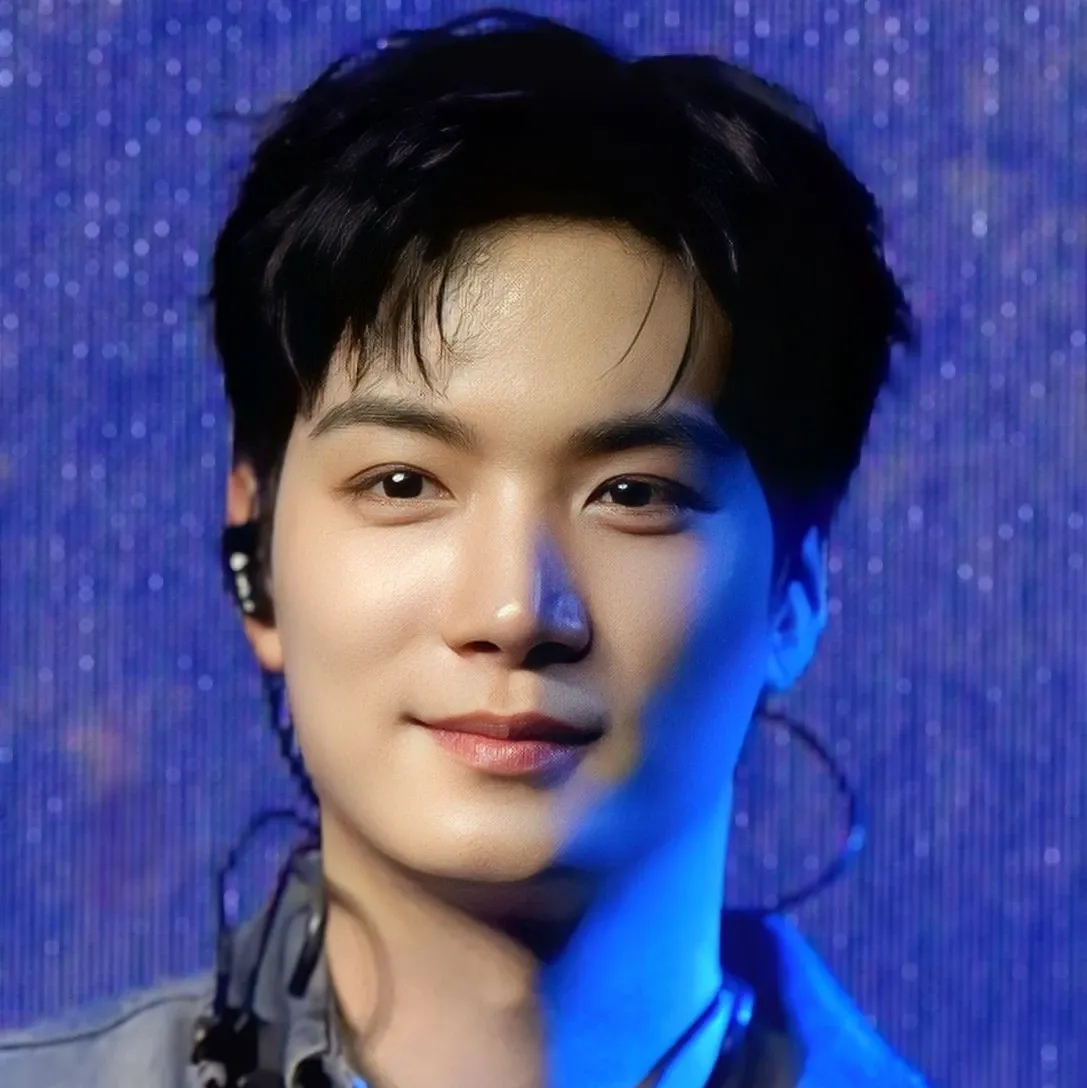 Behind-the-scenes cut of Kim Jonghyeon