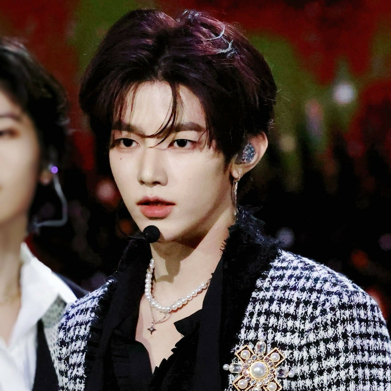 Behind-the-scenes cut of Zhang Hao