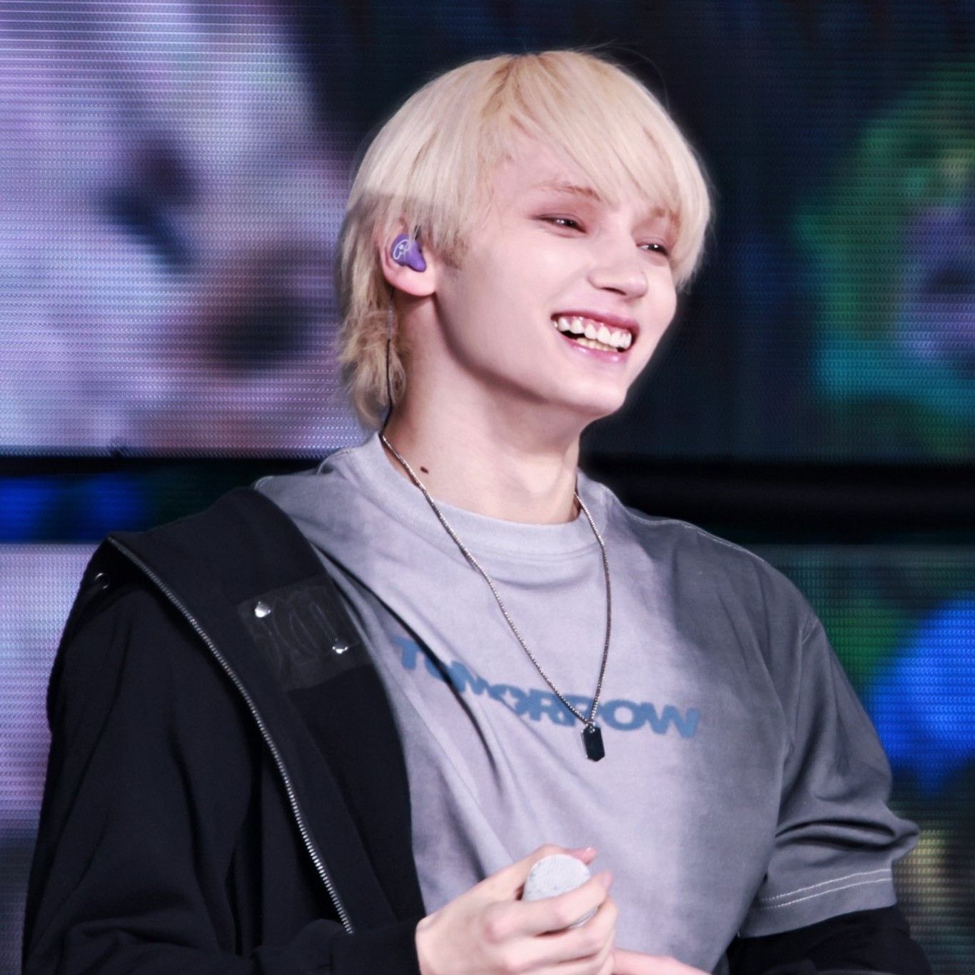 휴닝카이 (투모로우바이투게더)의 비하인드 컷