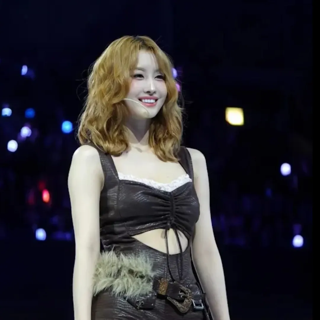 Momo (TWICE)的最新照片