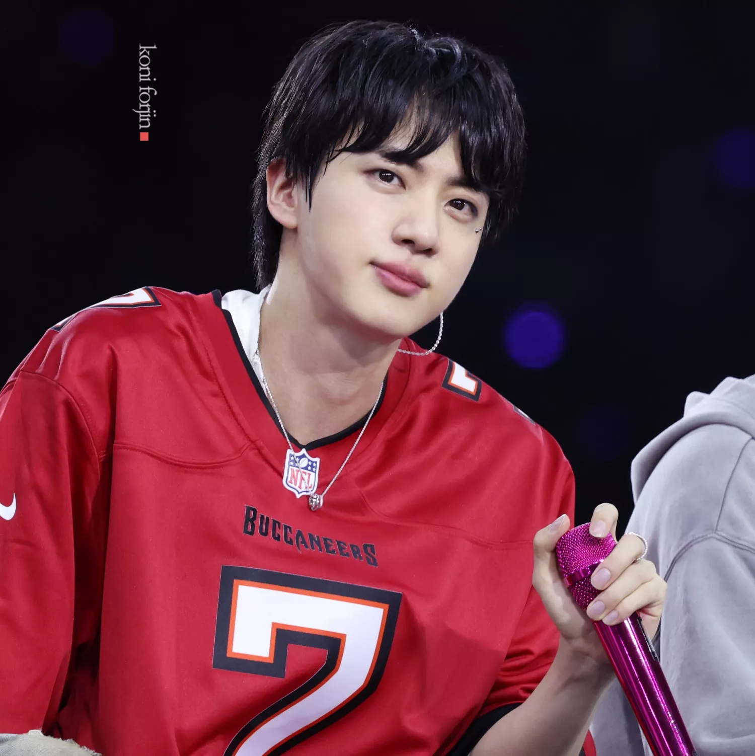 진 (방탄소년단) 최근 활동샷