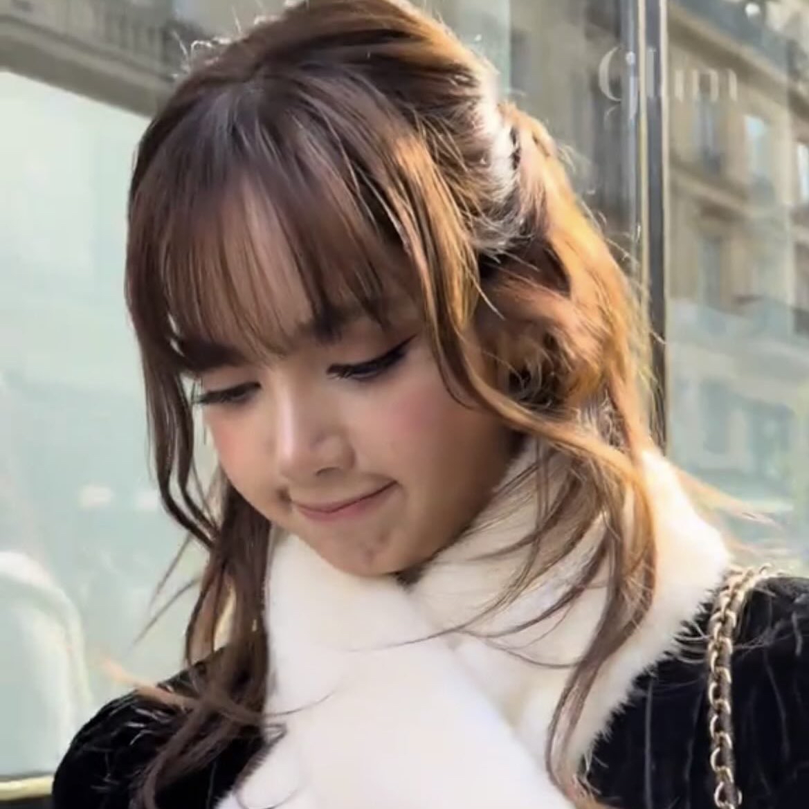 리사 (BLACKPINK) 최근 활동샷