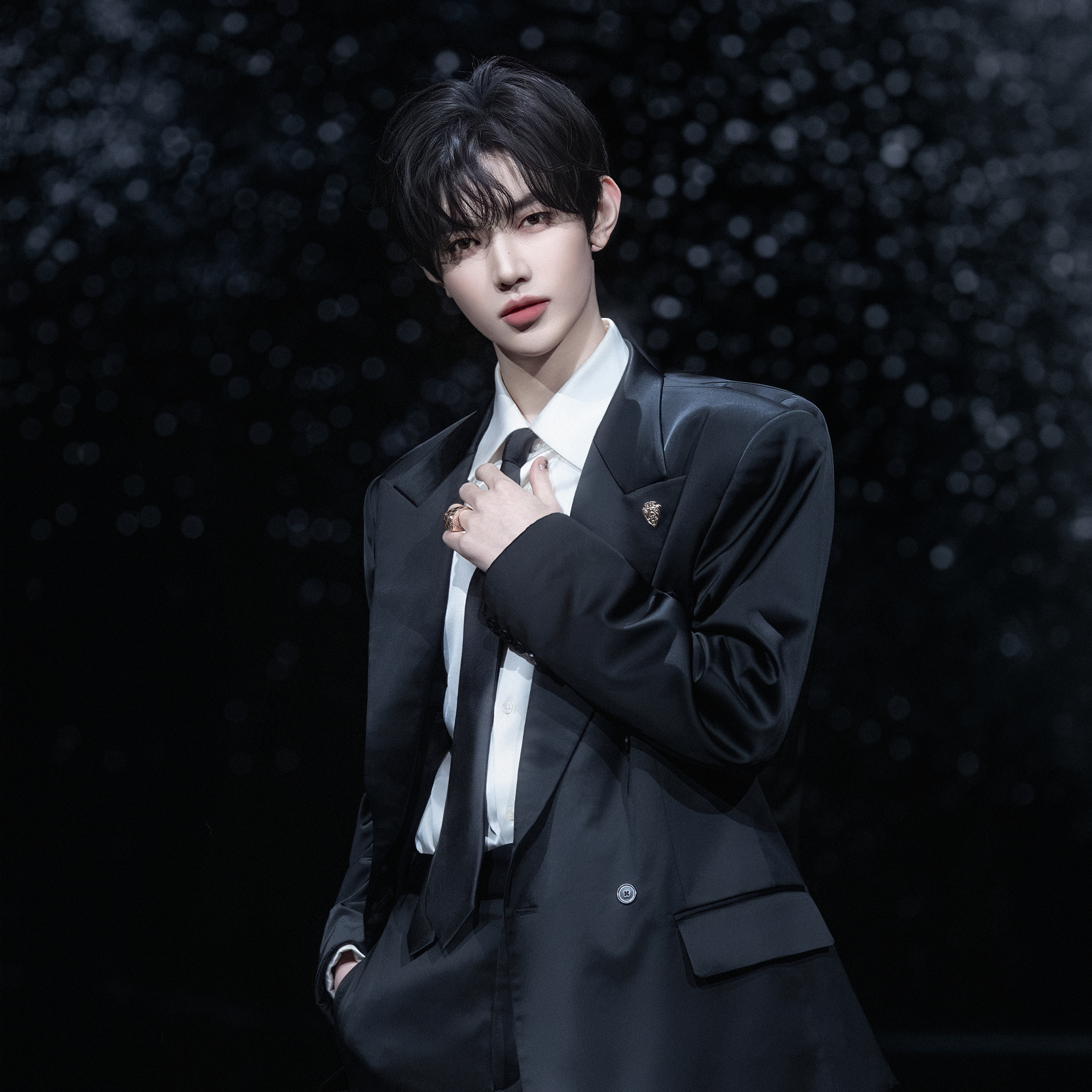 章昊的最新照片