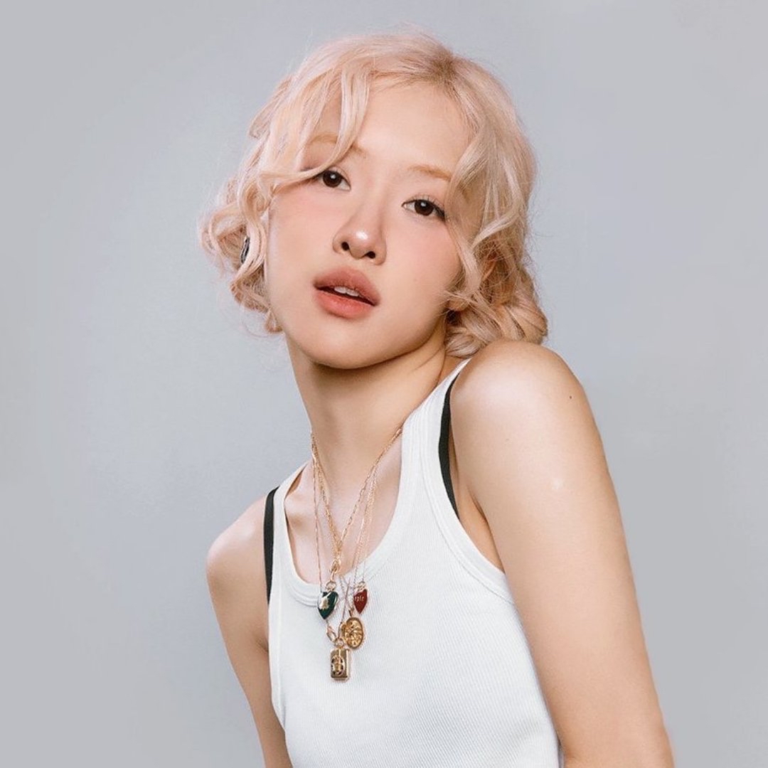 ROSÉ (BLACKPINK)的幕後花絮