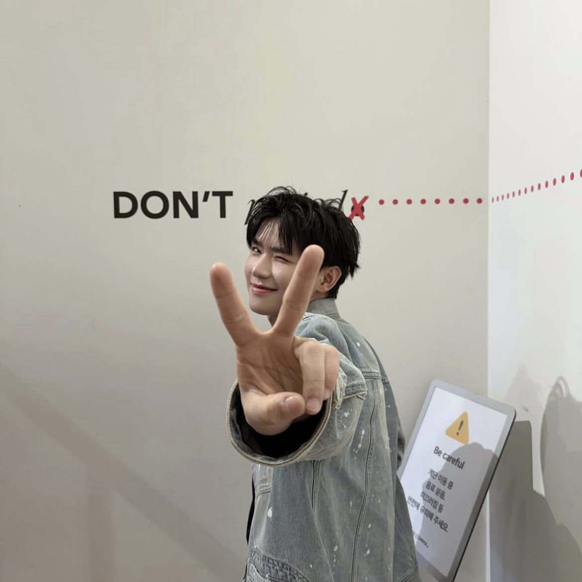 Behind-the-scenes cut of Yi Chen (MODYSSEY)