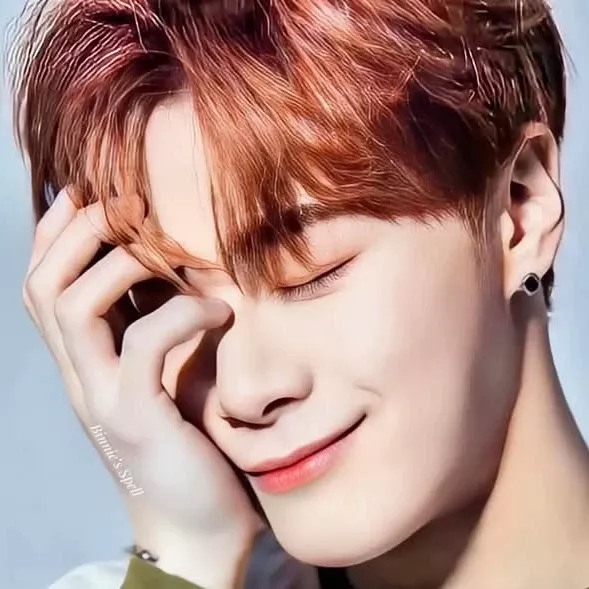 Behind-the-scenes cut of Moonbin (ASTRO)
