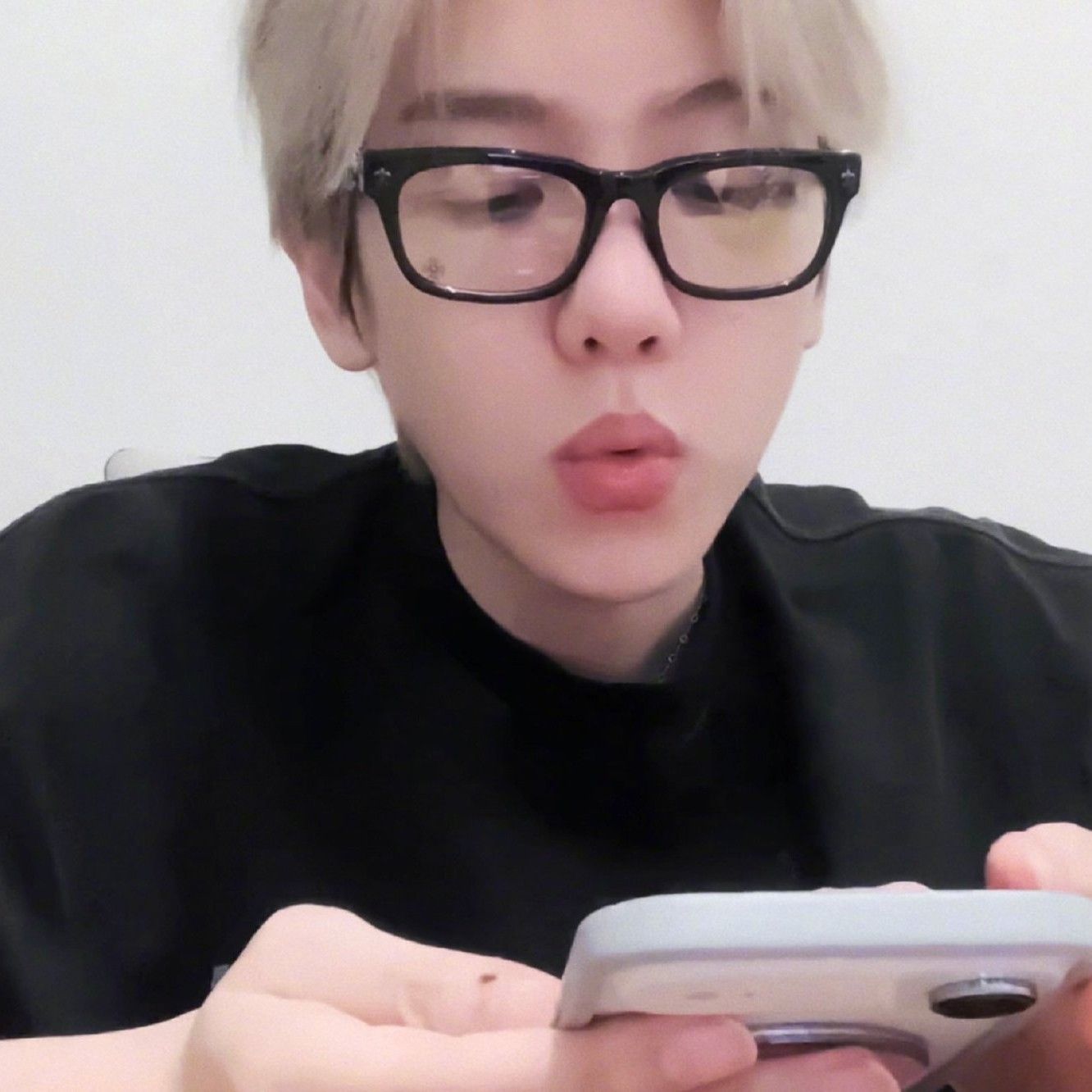 A moment captured by Baekhyun (EXO)'s fan