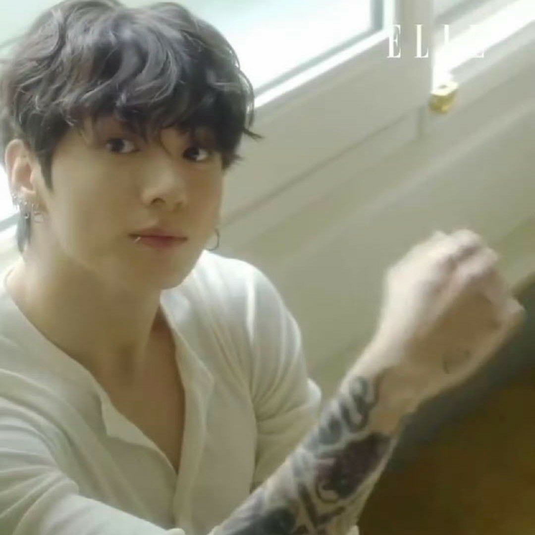 Momen yang diabadikan oleh penggemar Jungkook (BTS)