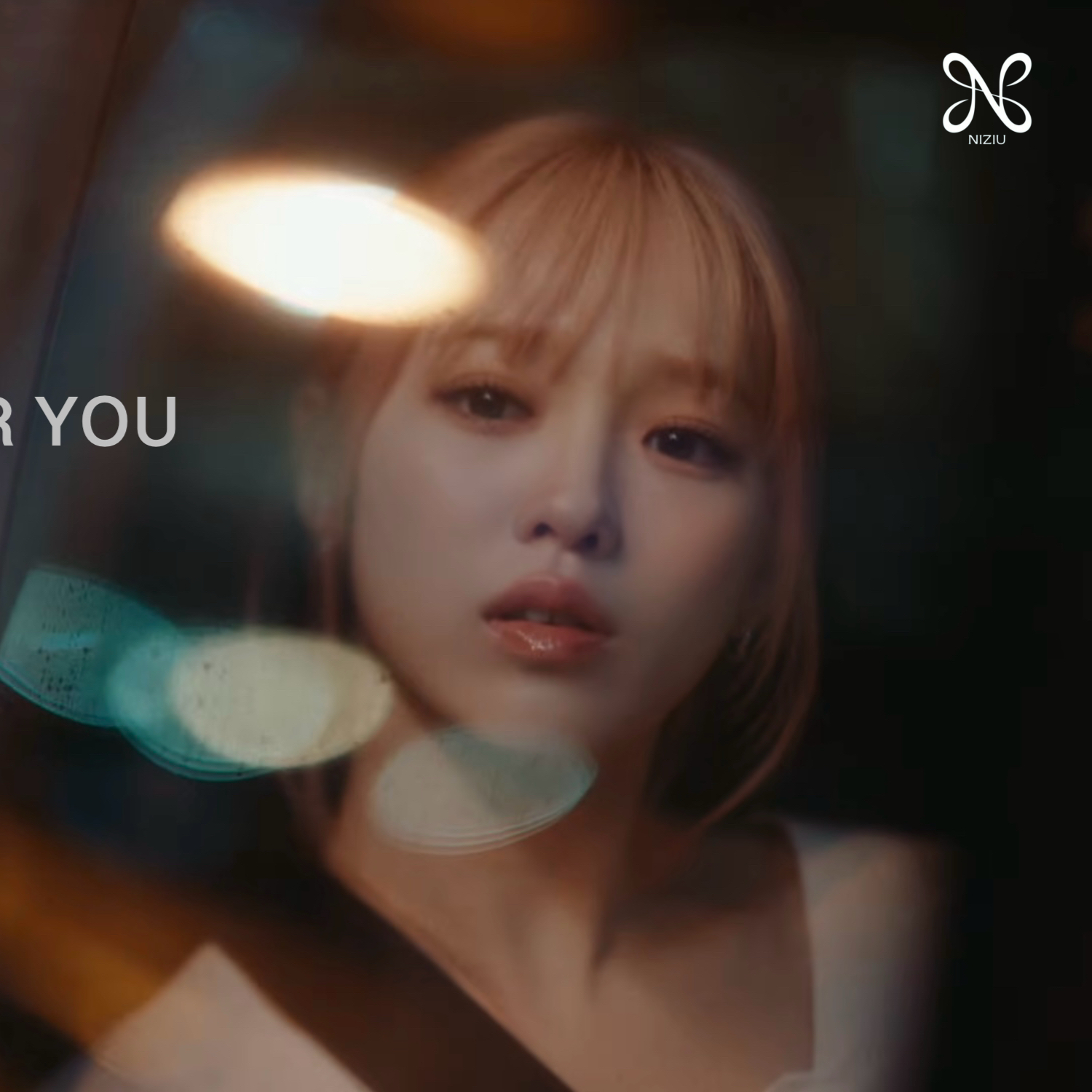 リオ (NiziU)の舞台裏ショット