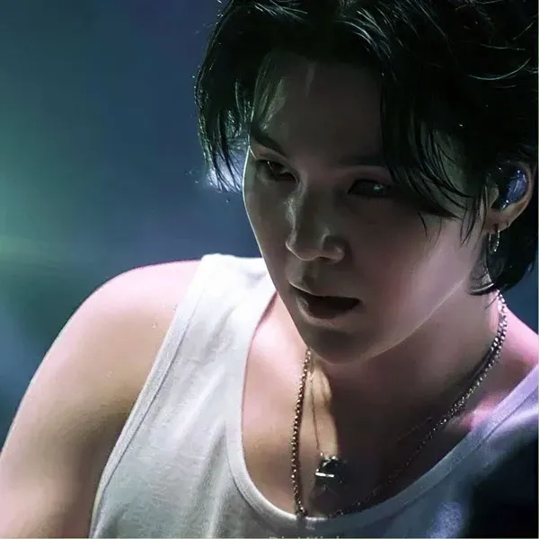 Momen yang diabadikan oleh penggemar SUGA (BTS)