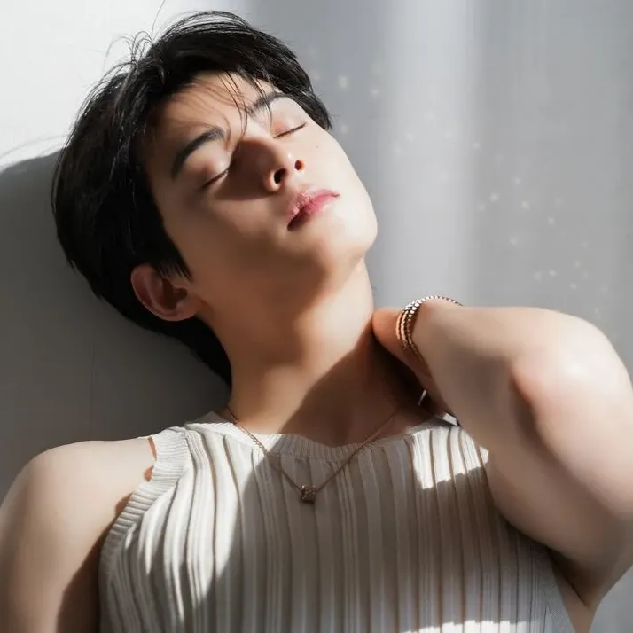 Latest photo of Eunwoo (ASTRO)