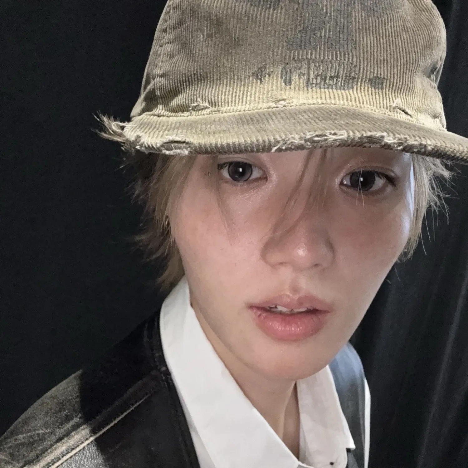 Latest photo of Doyoung (TREASURE)