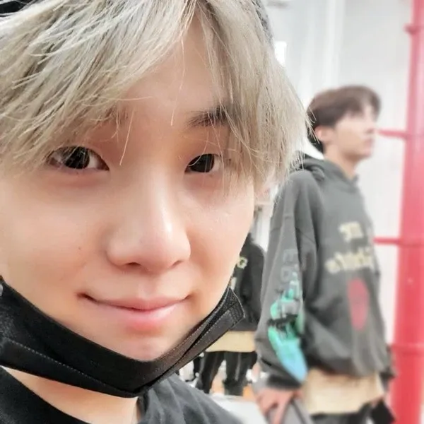 SUGA (BTS)の最近の活動写真
