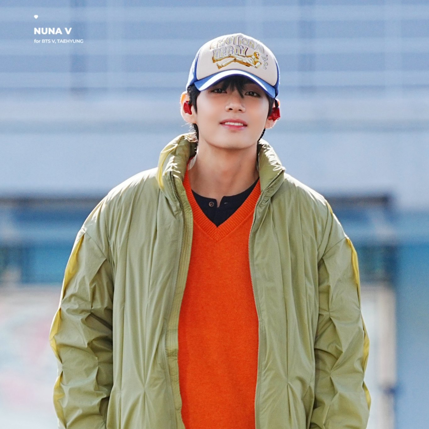 뷔 (방탄소년단)의 최신 사진