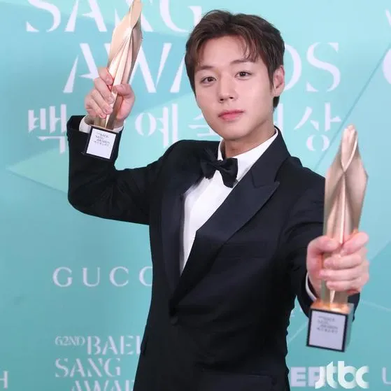 박지훈의 비하인드 컷