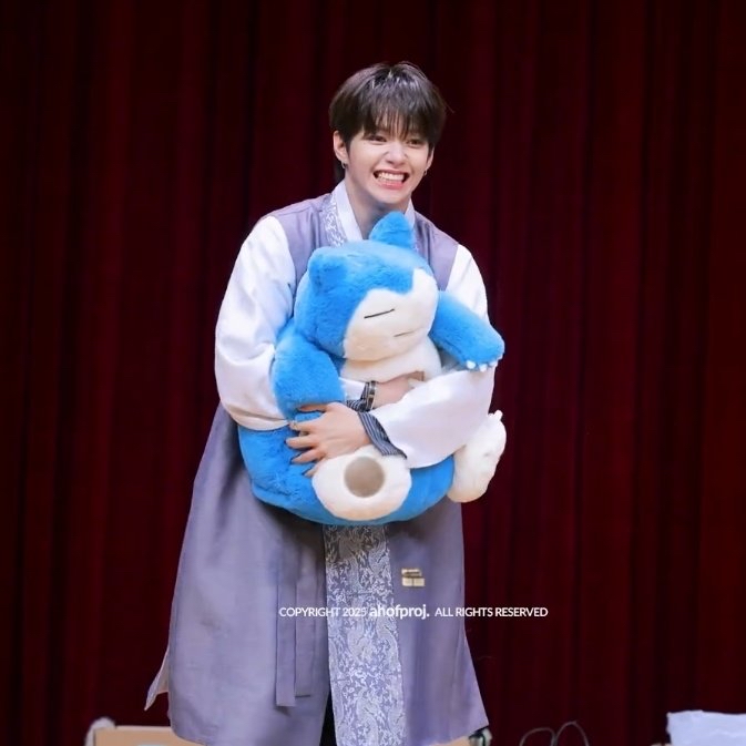 Recent activity shot of JL (AHOF)