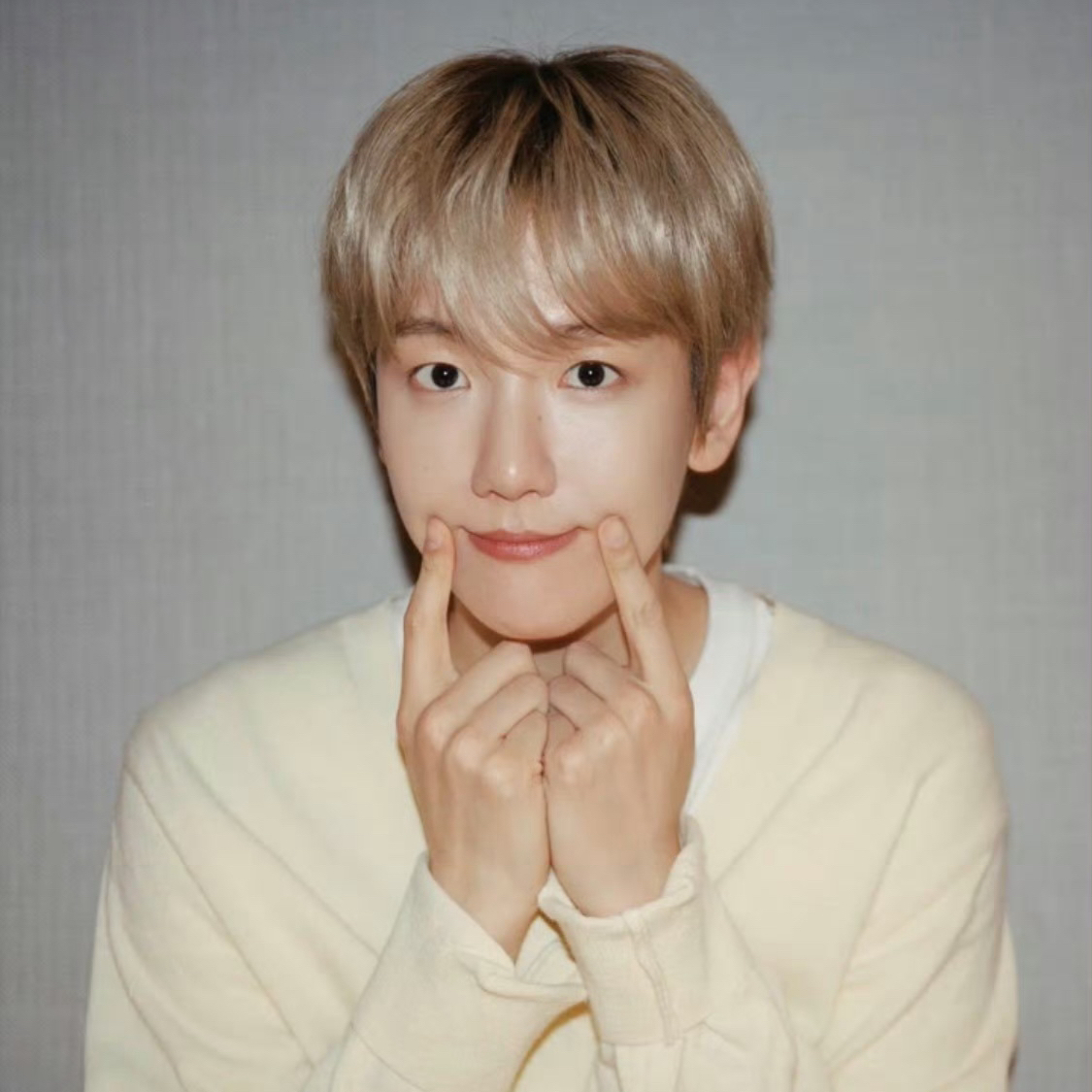 伯賢 (EXO)的幕後花絮