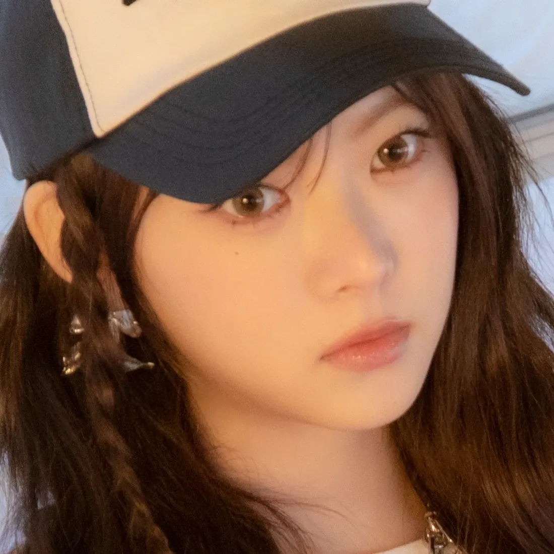 Latest photo of Hong Eunchae (LE SSERAFIM)