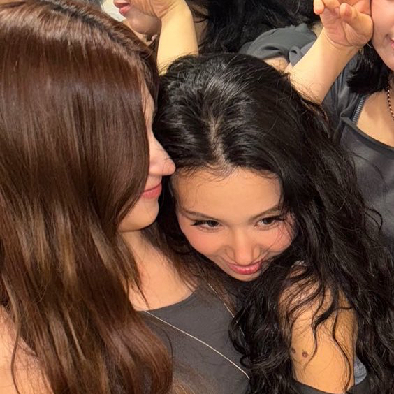 A moment captured by Sana (TWICE)'s fan