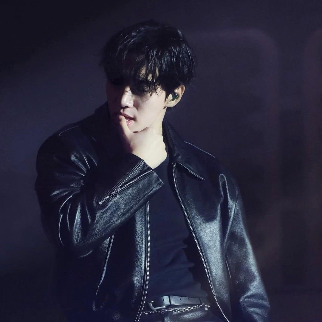 Behind-the-scenes cut of Junho (2PM)