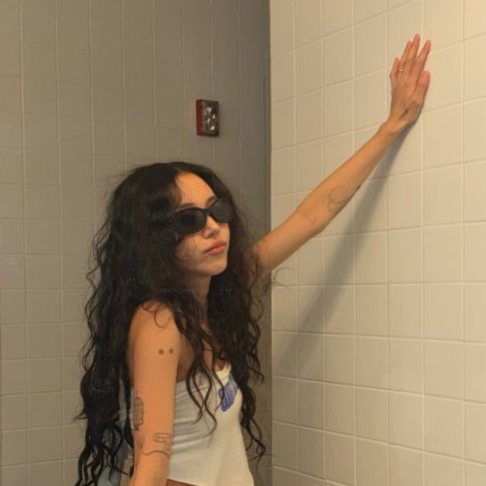 Latest photo of Chaeyoung (TWICE)