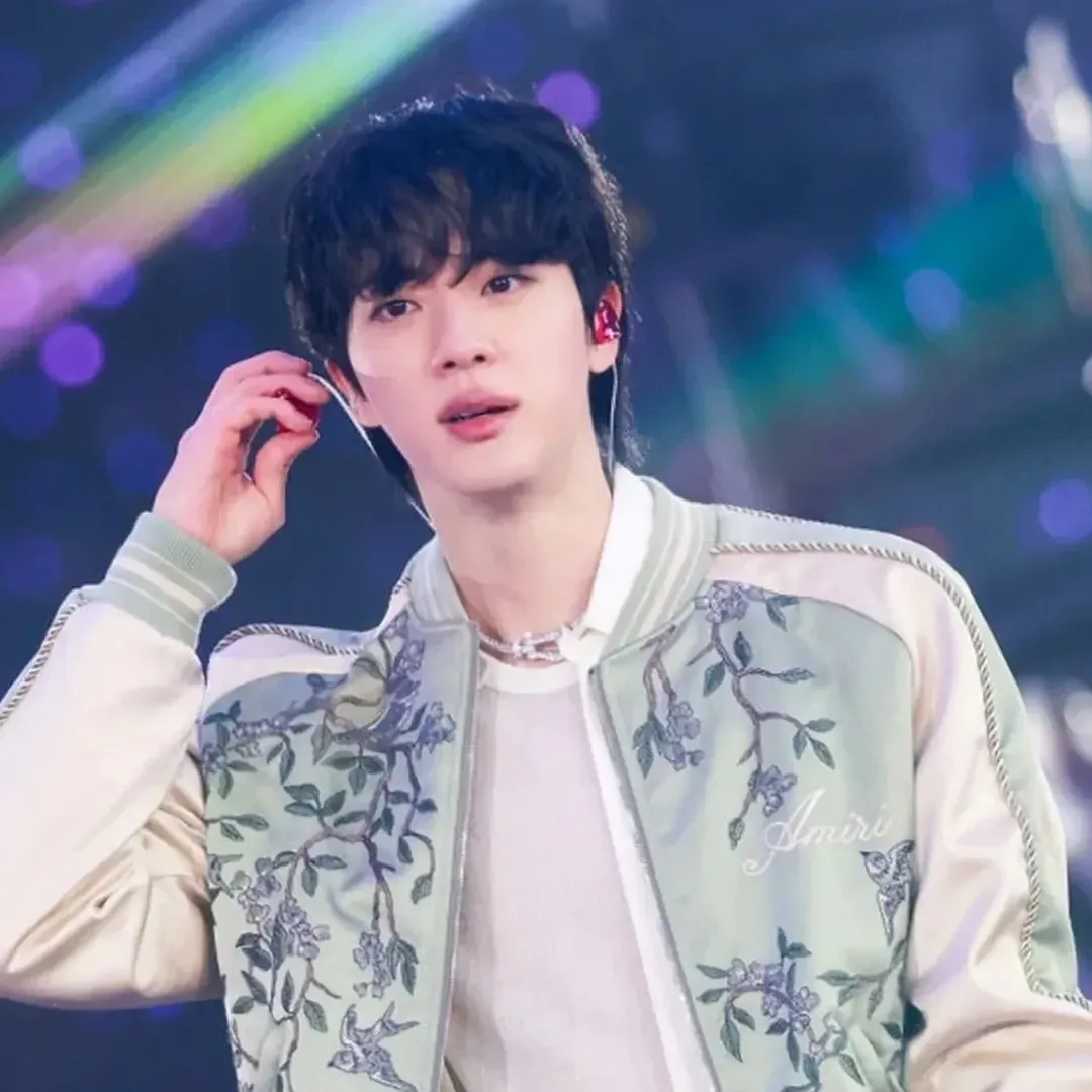 Foto aktivitas terbaru BTS