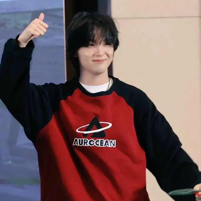 Behind-the-scenes cut of Haechan (NCT 127, NCT DREAM)