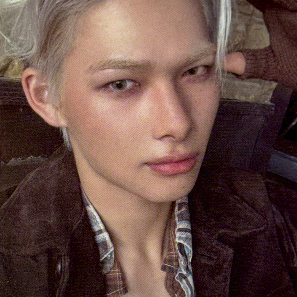 Foto terbaru NI-KI (ENHYPEN)