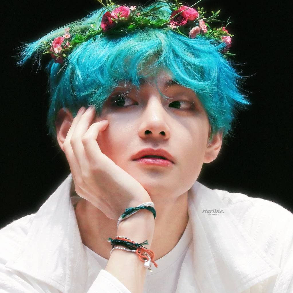 A moment captured by V (BTS)'s fan